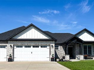 303 Orange Bowl Dr, Cape Girardeau, MO 63701