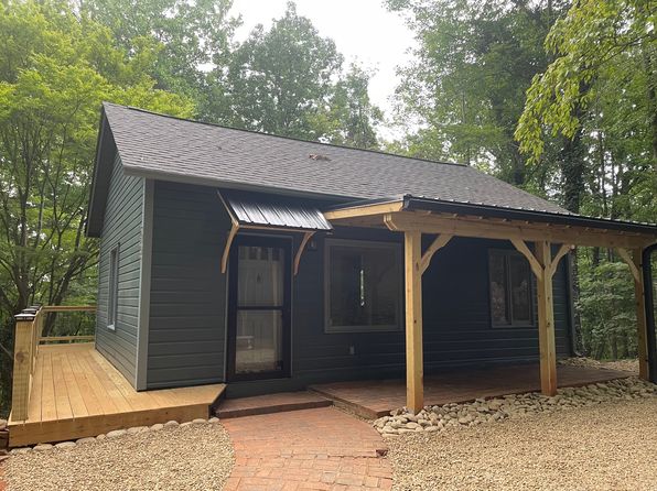 235 Fox Trot Ln