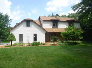 255 Ule Trl, Walkerton, IN 46574