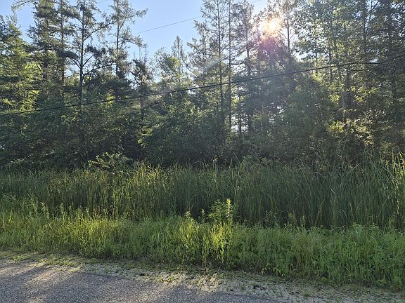 4th image of V/l Eagle Point Rd