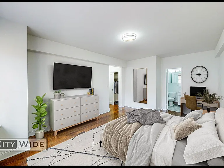157 E 57th St #16A — Photo 4