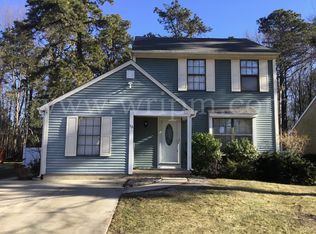 13 Leanne Dr, Sicklerville, NJ 08081