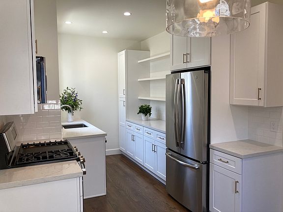 2nd image of 2791 Greenwich St APT 3