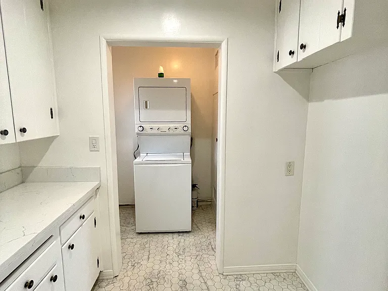 5534 1/2 Kester Ave #5534-1/2 — Photo 15