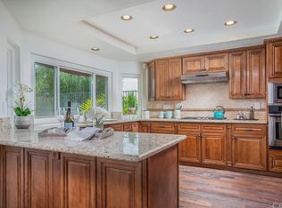 30 Mill Valley Rd, Pomona, CA 91766