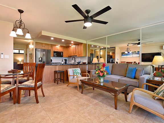 3rd image of 3543 Lower Honoapiilani Rd #D101