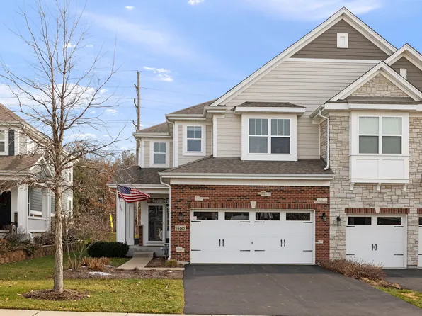 3S665 Breme Dr E, Warrenville, IL 60555