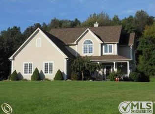 4214 Sundance Mdws, Howell, MI 48843