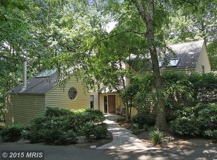 1606 N Village Rd, Reston, VA 20194