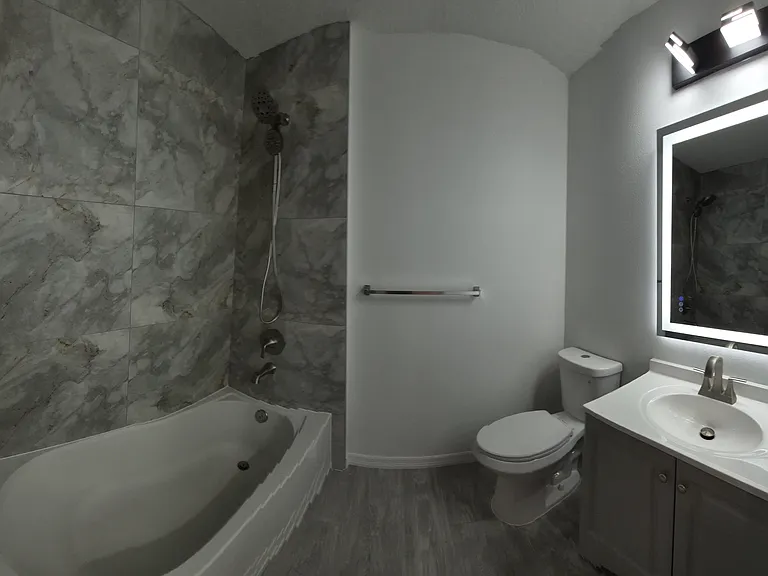 Main bathroom