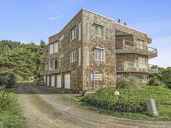 5th image of 438 Shellmidden Way