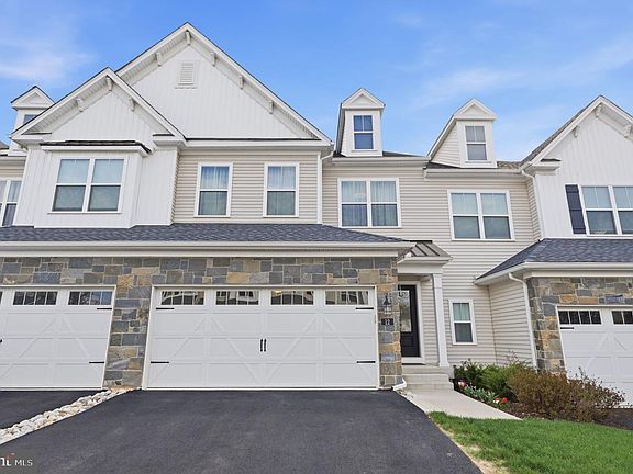 2nd image of 12 Spring Mill Rd