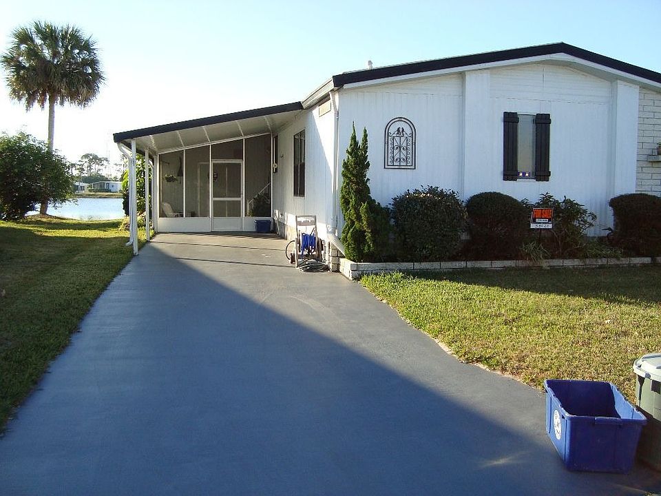 1st image of 265 Blue Heron Ln