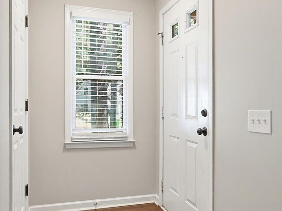 5th image of 651 Stratford Green Way