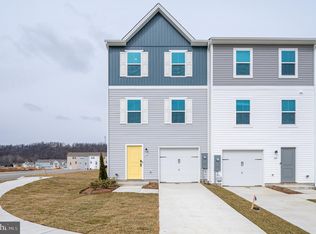 164 Rabbit Rd, Hedgesville, WV 25427
