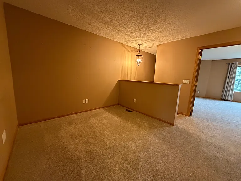 11007 Oak Grove Cir #B — Photo 10