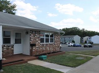 2 Florida Ct, Matawan, NJ 07747