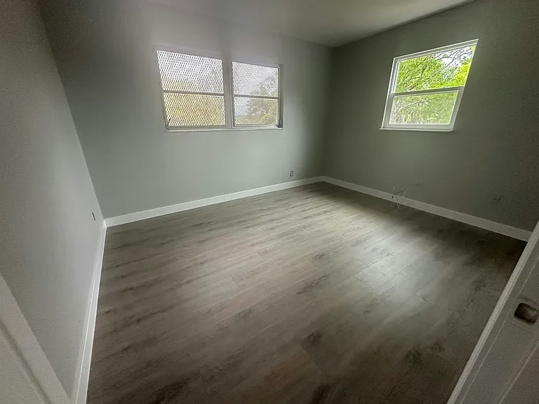 1759 Aquarius Ct — Photo 4