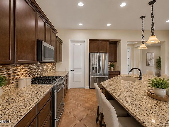 5th image of 16819 W CORONADO Road