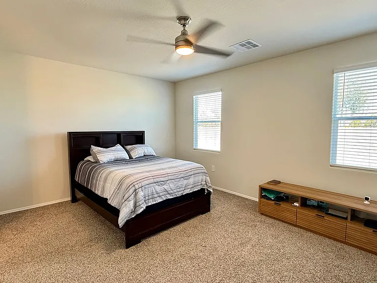2207 S 46th St — Photo 12