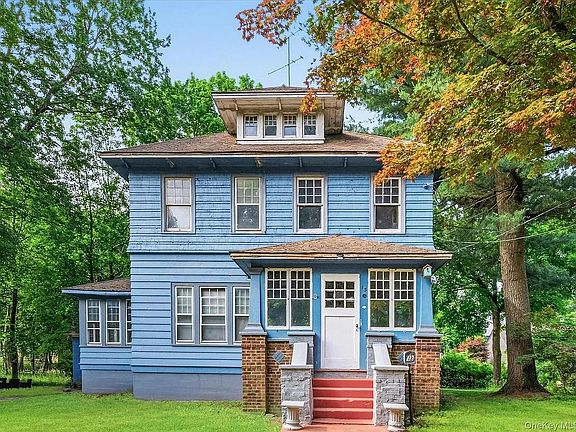 2nd image of 13 Cottage St