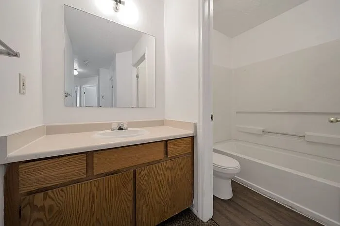 558 N Redwood Rd #2 — Photo 12