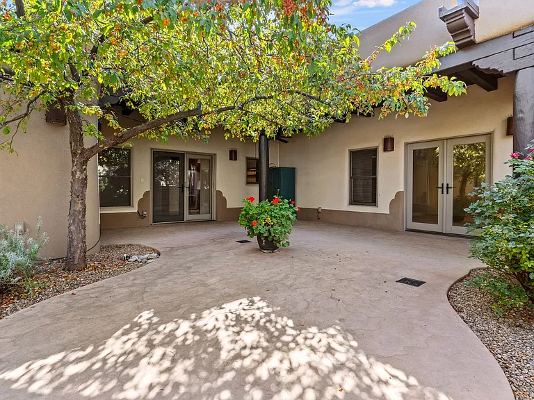 23 Centaurus Ranch Rd — Photo 5