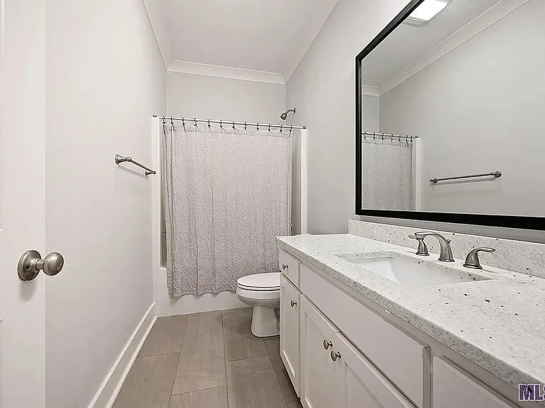 10238 Grayton Dr — Photo 11