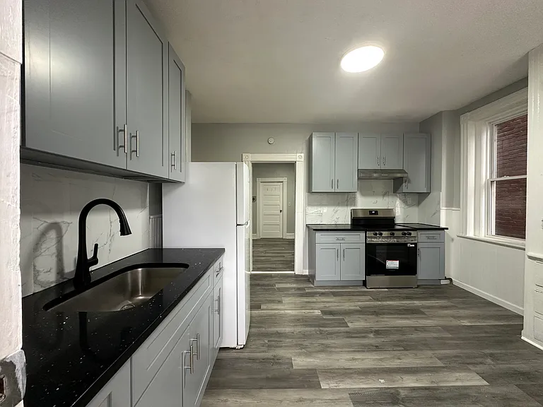 50 Rappallo Ave #1 — Photo 9