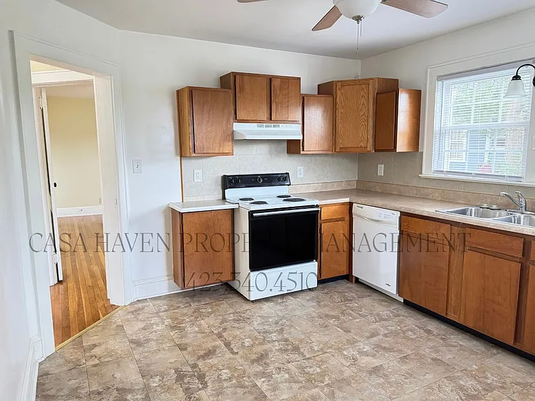 302 W Pine St #2 — Photo 14