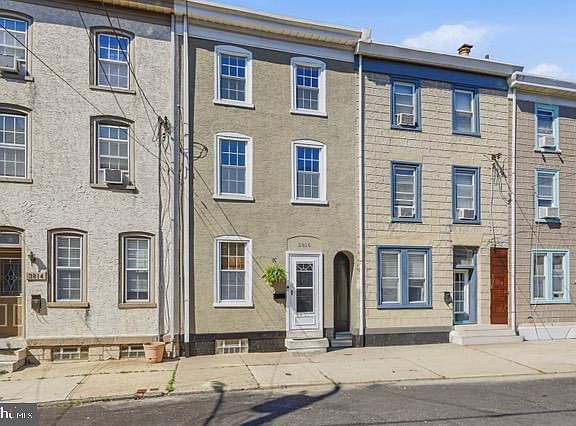 2nd image of 3816 Sharp St