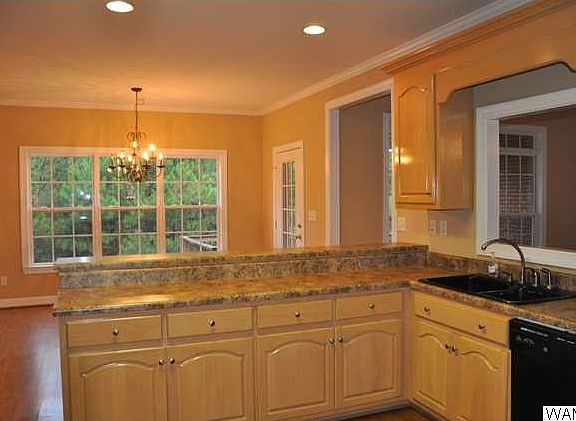 3rd image of 1861 Gaineswood Dr