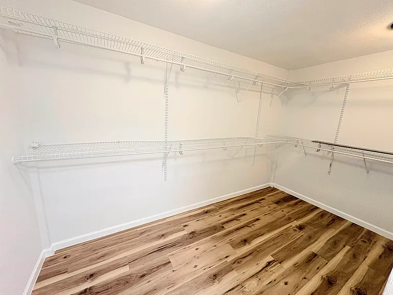 212 Barbourville Dr — Photo 13