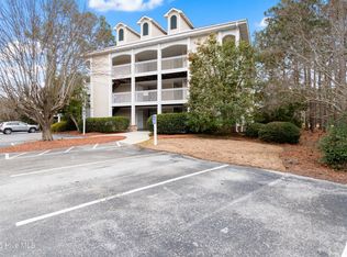3350 Club Villas Dr #504, Southport, NC 28461