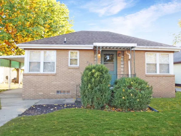 338 Amanda St, Pekin, IL 61554