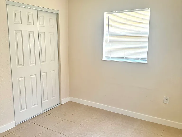551 Mary St #1 — Photo 19