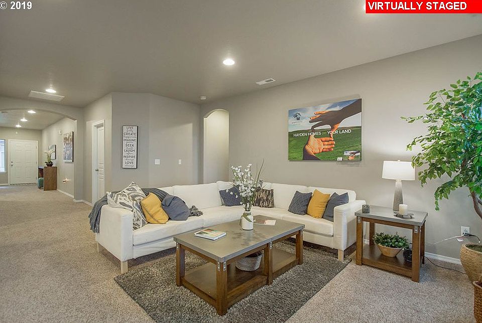 2nd image of 821 Argon Ave
