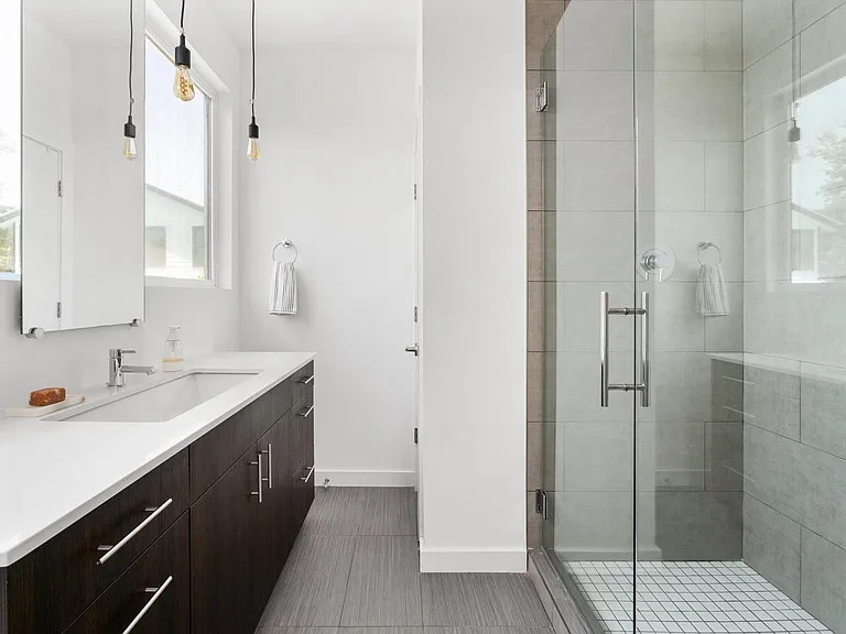 1606 Salina St — Photo 14