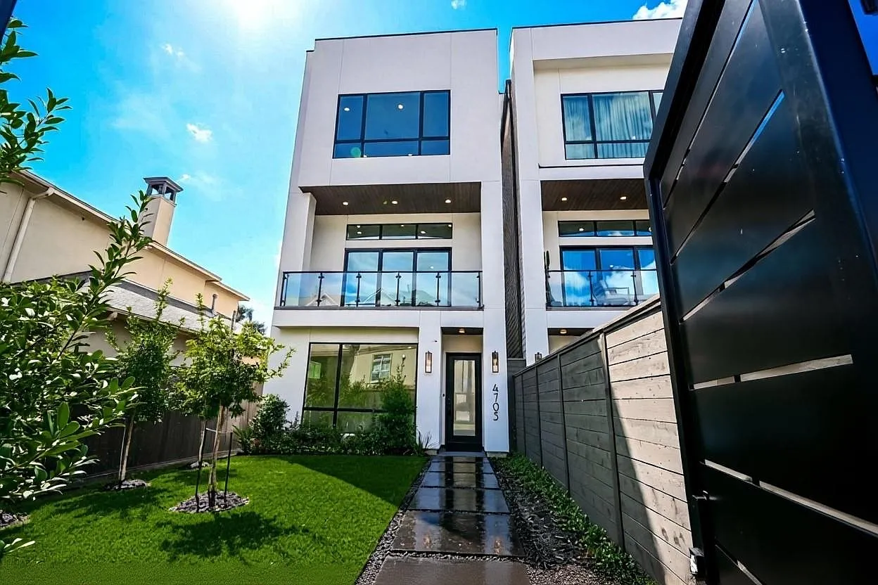 3 bed, 3.5 bath, 3437 sqft, $8,100 — Photo 3