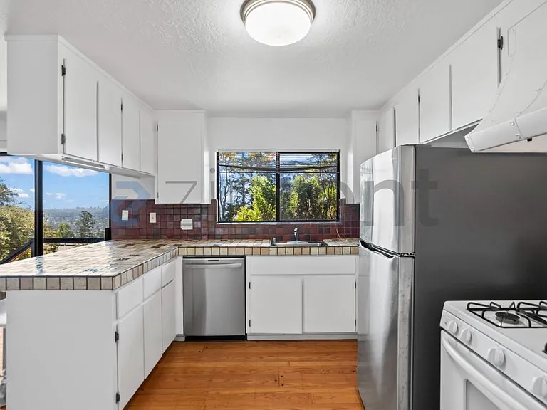 1127 Contra Costa Dr — Photo 12