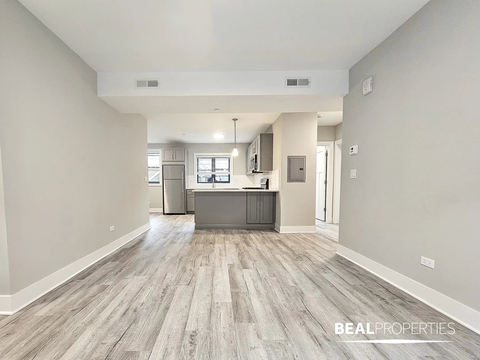1133-1139 Oak Ave — Photo 4