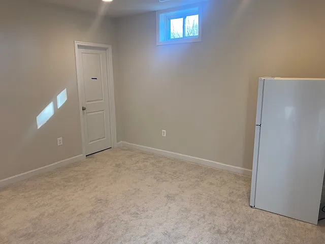 Building Photo - 402 Dove Cir SW
