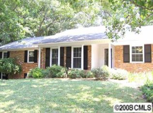 6711 Burlwood Rd, Charlotte, NC 28211