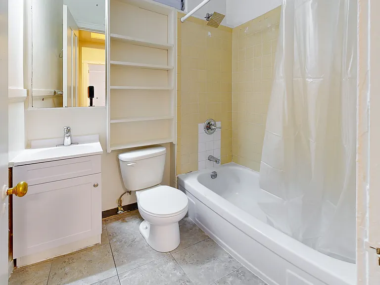 422 Ellis St #404 — Photo 7