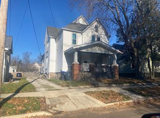 211 Seminary Ave, Bloomington, IL 61701