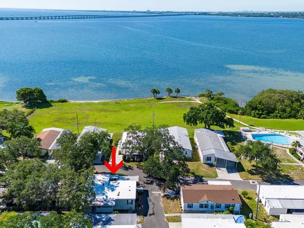 585 Sky Harbor Dr Lot 201, Clearwater, FL 33759