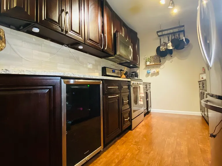 21W581 North Ave #83 — Photo 6