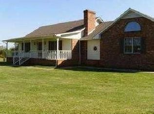 1211 Crawford Rd, Halifax, VA 24558