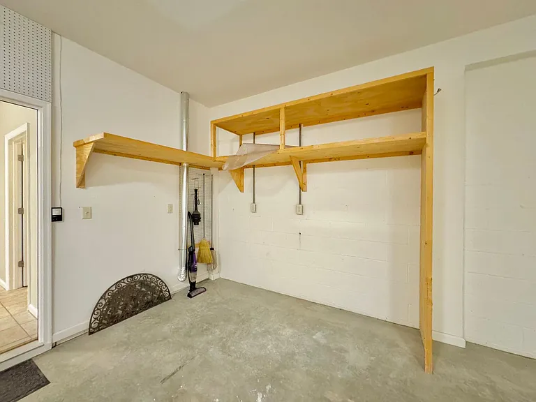 226 Beaver Creek Dr — Photo 23