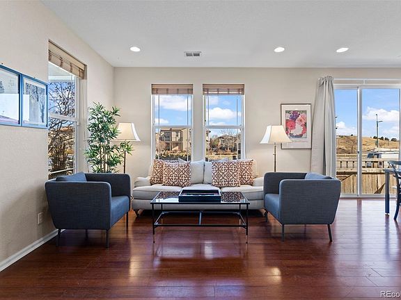 5th image of 3348 Valentia Street
